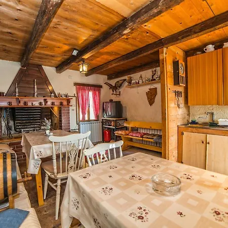 Holiday House Valter Rasa